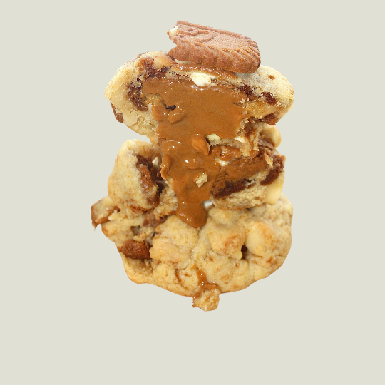 Biscoff Stuffed Macadamia Cookie